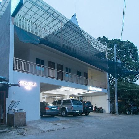 Cozy Cove Inn By Reddoorz Bacolod Exterior photo
